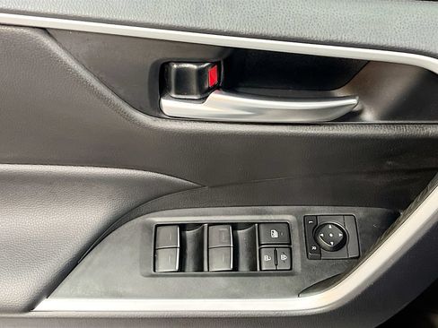 Used 2025 Toyota RAV4 XLE Premium AWD/4WD image 18