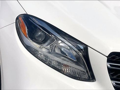 Used 2018 Mercedes-Benz GLE 43 AMG 4MATIC image 28