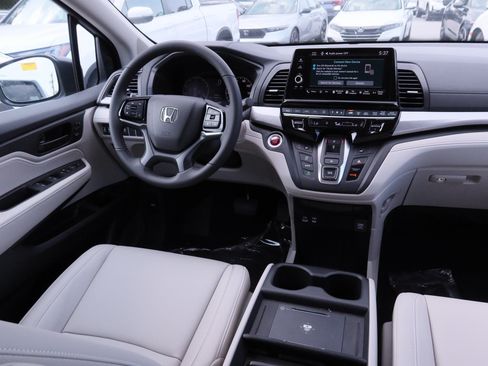 New 2026 Honda Odyssey EX-L image 9