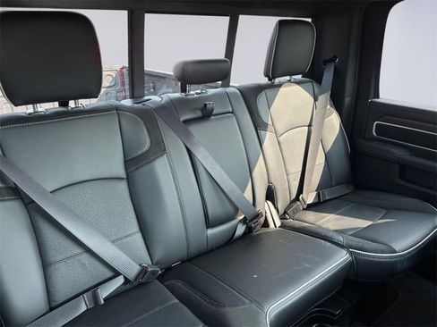 New 2026 RAM 3500 Laramie AWD/4WD image 18
