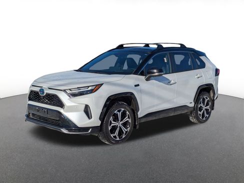 Used 2023 Toyota RAV4 XSE w/ Premium Package image 5