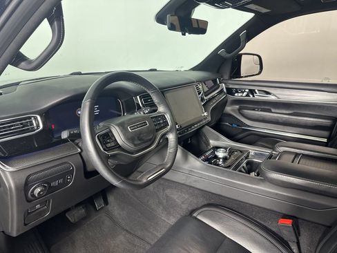 Used 2023 Jeep Grand Wagoneer Series II w/ Quick Order Packagew 28T image 17