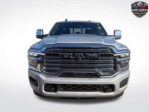 Used 2026 RAM 2500 Laramie AWD/4WD image 8