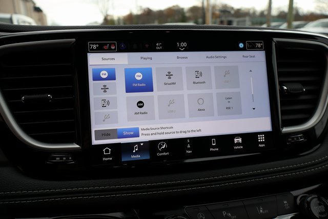 New 2026 Chrysler Pacifica Select AWD/4WD image 20