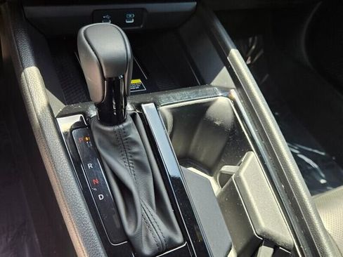 Used 2025 Honda Accord Sport image 19