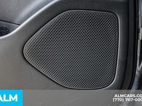 Used 2025 Nissan Rogue SV image 56