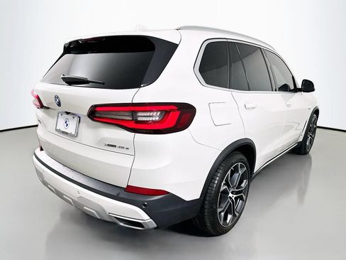 Used 2022 BMW X5 xDrive45e w/ Climate Comfort Package AWD/4WD image 5