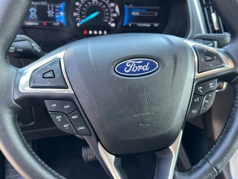 Used 2022 Ford Edge SEL w/ Convenience Package AWD/4WD image 13