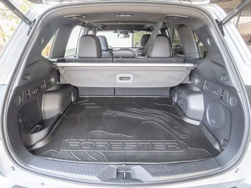 Used 2025 Subaru Forester Limited w/ Popular Package image 20