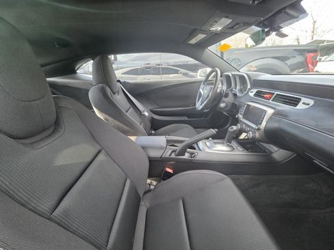 Used 2015 Chevrolet Camaro LT w/ 1LT Preferred Package image 9