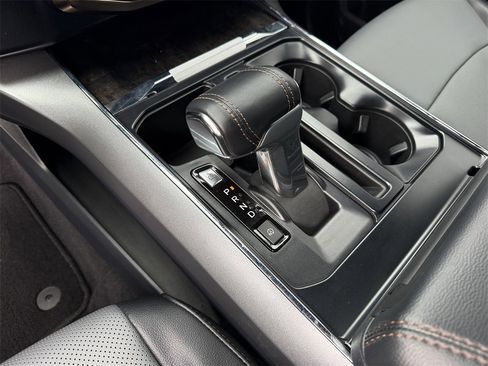 Used 2023 Ford F150 Lightning Lariat image 30