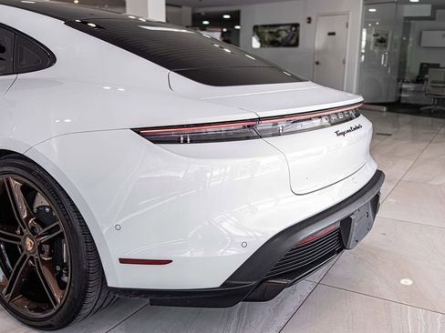 Used 2020 Porsche Taycan Turbo S w/ Premium Package AWD/4WD image 15