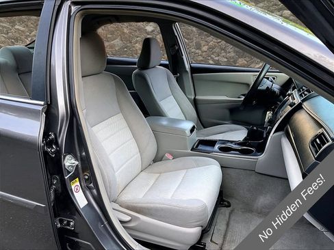 Used 2016 Toyota Camry LE w/ Protection Package (Q2) FWD image 7