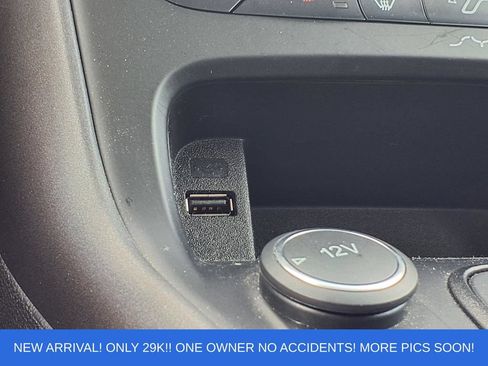 Certified 2018 Ford Focus SEL w/ Cold Weather Package FWD image 16