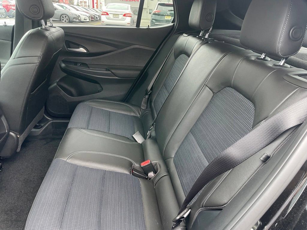 Used 2024 Buick Envista Preferred w/ Advanced Safety Package FWD image 7