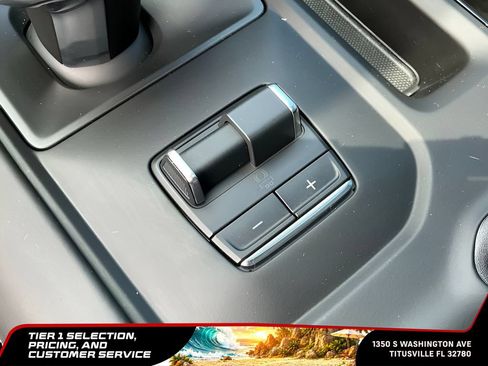 Certified 2024 GMC Sierra 1500 AT4X w/ AT4X AEV Edition AWD/4WD image 39