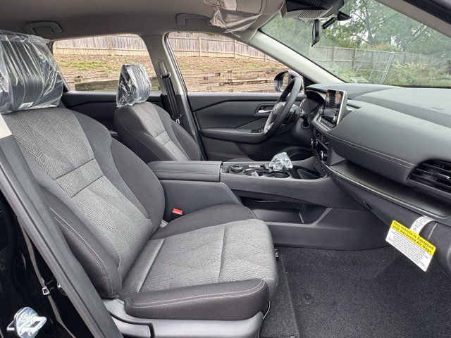 New 2026 Nissan Rogue SV w/ Cold Weather Package AWD/4WD image 7