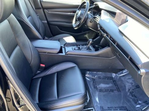 Used 2022 MAZDA MAZDA3 s FWD image 20