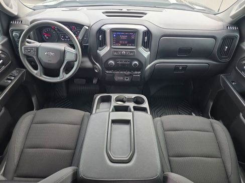 Used 2024 Chevrolet Silverado 1500 Custom Trail Boss w/ LPO, Dark Essentials Package AWD/4WD image 17