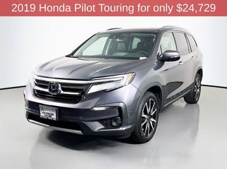 Used 2019 Honda Pilot Touring video 3