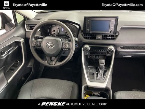 Used 2020 Toyota RAV4 XLE image 13