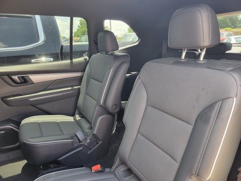 Used 2026 Buick Enclave Preferred FWD image 27