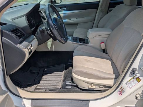 Used 2013 Subaru Legacy 2.5i Premium w/ All-Weather Pkg + Moonroof AWD/4WD image 34