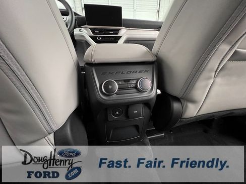 New 2026 Ford Explorer Active w/ Active Comfort Package image 32