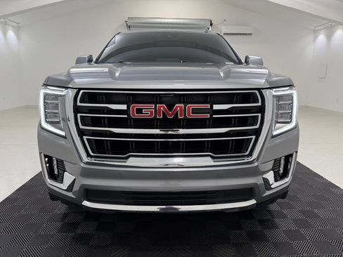 Used 2023 GMC Yukon SLT RWD image 2