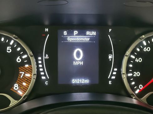 Used 2023 Jeep Renegade Latitude image 17