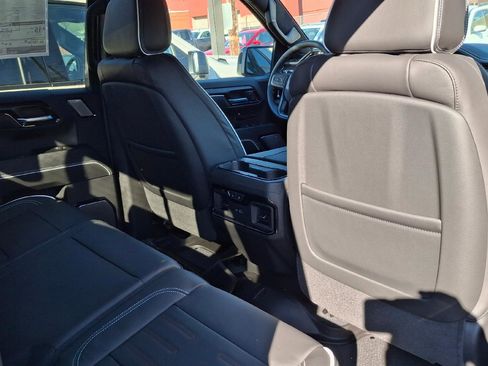 New 2026 GMC Sierra 1500 AT4X AWD/4WD image 10
