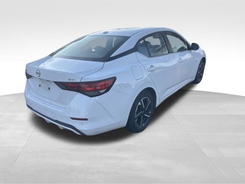 Used 2024 Nissan Sentra SV image 17
