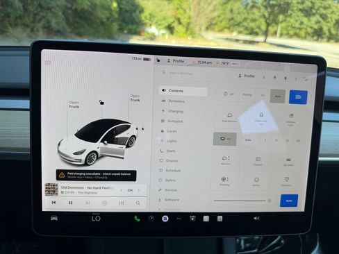 Used 2021 Tesla Model 3 Standard Range Plus image 29