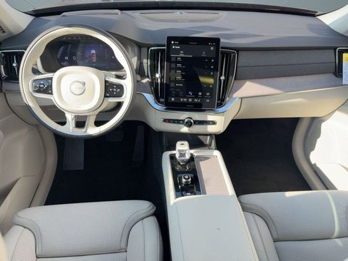 New 2026 Volvo XC90 B6 Ultra image 16