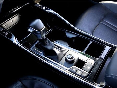 Used 2022 Kia Sorento SX image 18