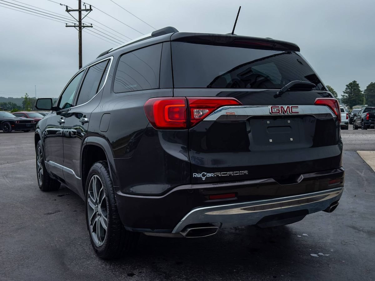 Used 2019 GMC Acadia Denali FWD image 3