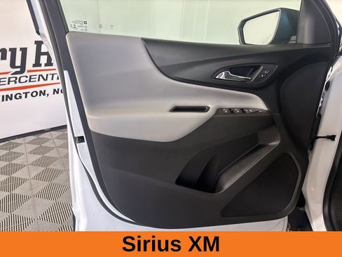 Used 2022 Chevrolet Equinox LS w/ LPO, Floor Liner Package image 8