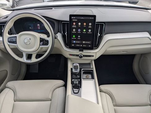 New 2026 Volvo XC60 B5 Ultra w/ Protection Package Premier AWD/4WD image 15
