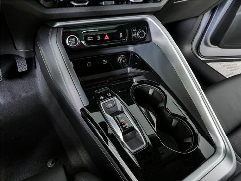 New 2026 Audi Q5 Premium AWD/4WD image 17