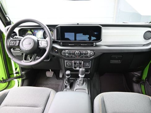 New 2026 Jeep Gladiator Sport AWD/4WD image 25
