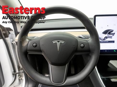 Used 2021 Tesla Model Y Long Range AWD/4WD image 10
