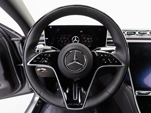 Certified 2024 Mercedes-Benz Maybach S 580 4MATIC image 12