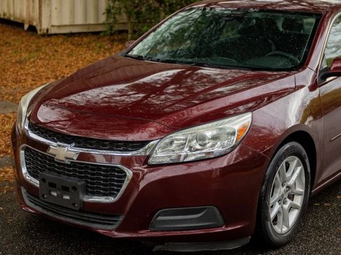 Used 2015 Chevrolet Malibu LT w/ Power Convenience Package FWD image 6