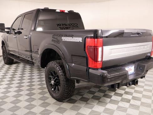 Used 2022 Ford F250 Platinum w/ Tremor Off-Road Package AWD/4WD image 25