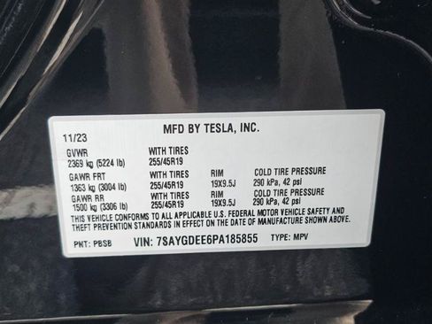 Used 2023 Tesla Model Y Long Range AWD/4WD image 36