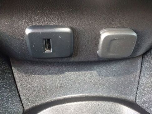 Used 2018 Chevrolet Malibu LS image 37