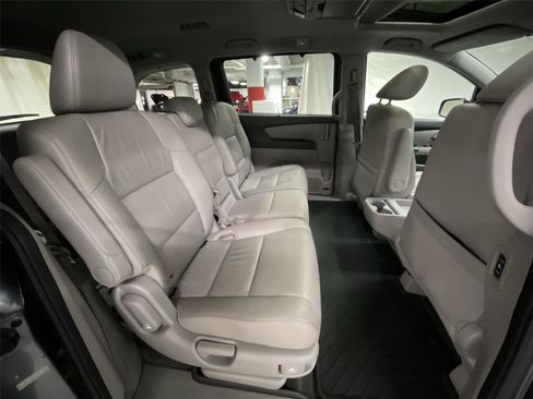 Used 2012 Honda Odyssey Touring image 29