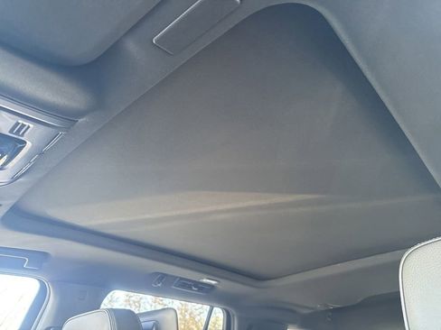 New 2026 GMC Yukon Denali w/ Denali Reserve Package AWD/4WD image 44