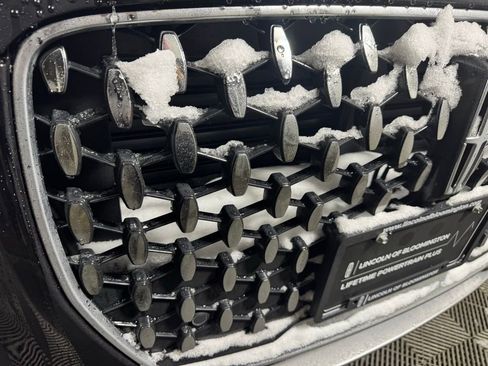 New 2026 Lincoln Corsair Reserve image 11