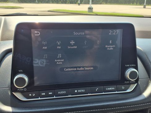 Used 2021 Nissan Rogue S FWD image 24